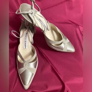 MANOLO BLAHNIK Satin & Suede Slingback Pumps  36.5 Champagne EUC